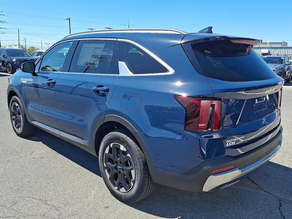 New 2026 Kia Sorento S SUV