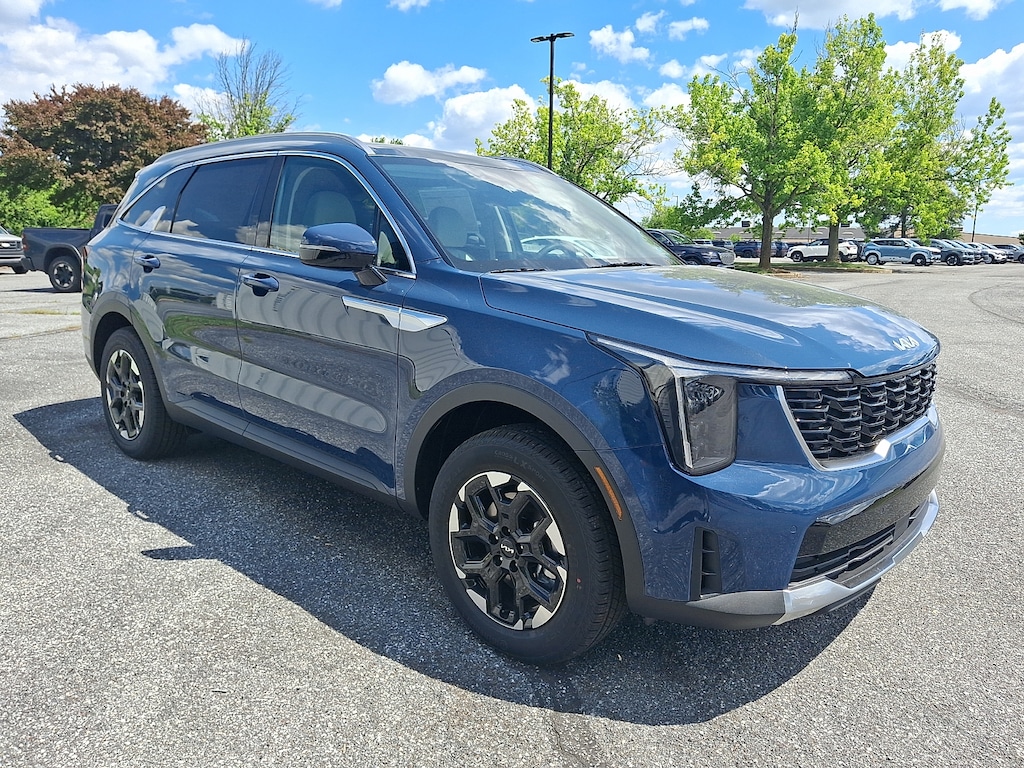 New 2026 Kia Sorento S SUV