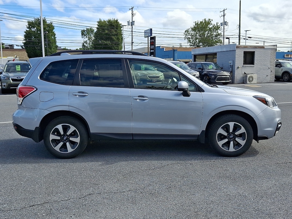 Used 2017 Subaru Forester 2.5i Premium SUV