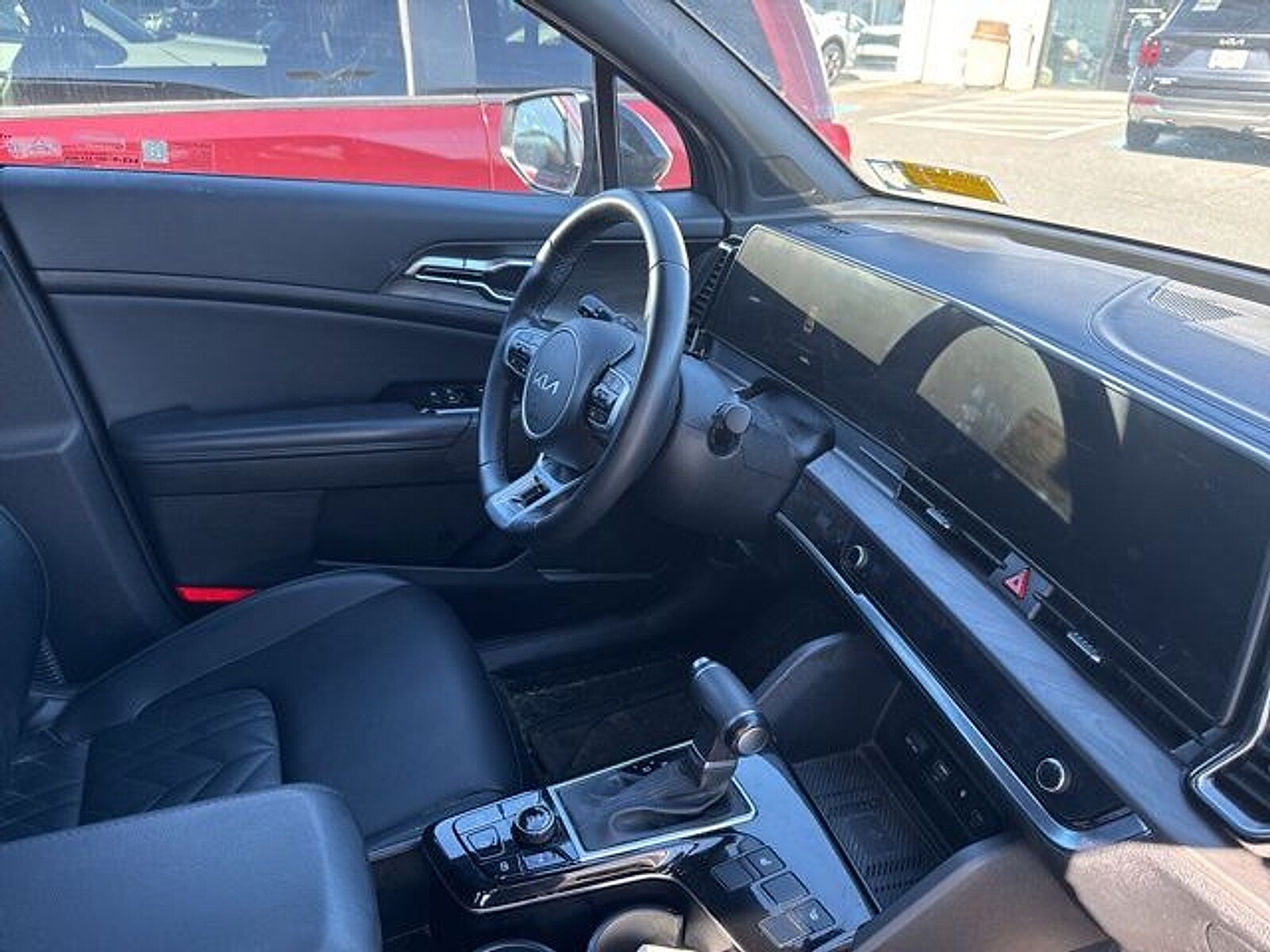 2023 Kia Sportage X-Line photo 4