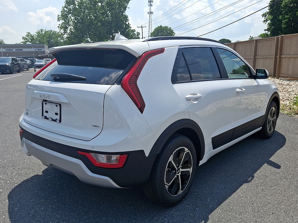 New 2026 Kia Niro EX SUV