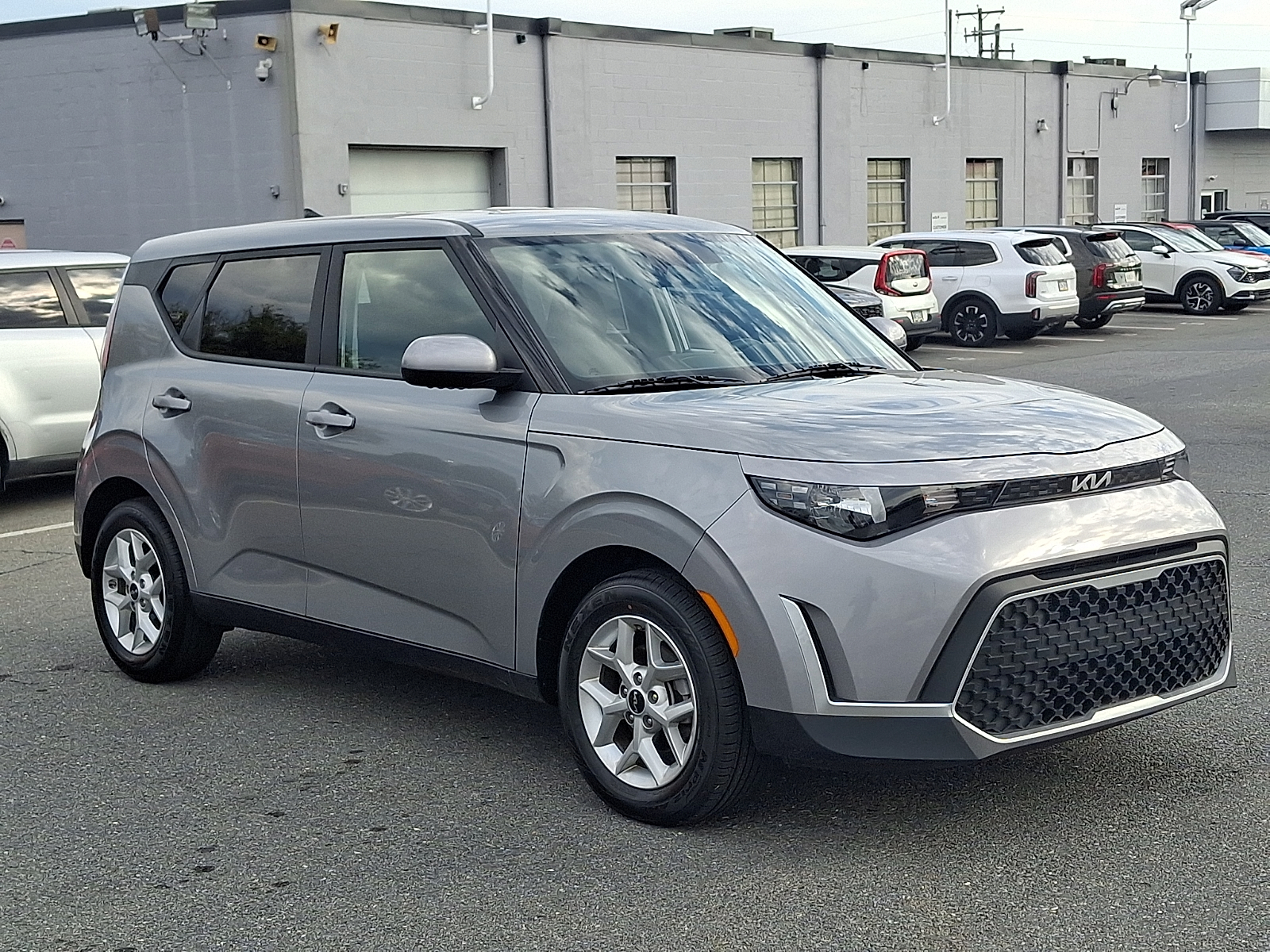 Certified 2025 Kia Soul LX Hatchback