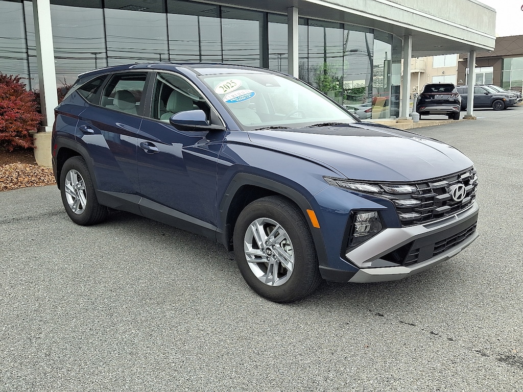 Certified 2025 Hyundai Tucson SE SUV