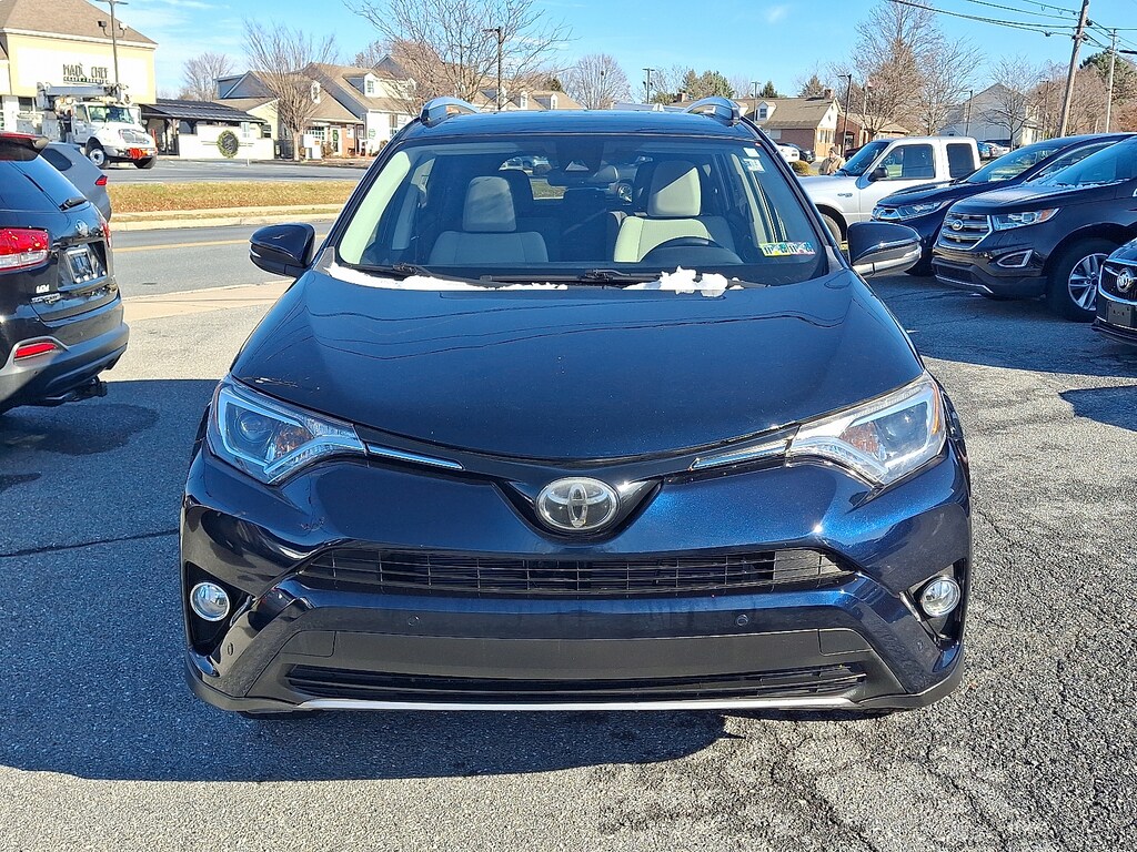 Used 2018 Toyota RAV4 XLE SUV