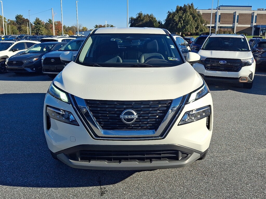 Used 2023 Nissan Rogue SV SUV