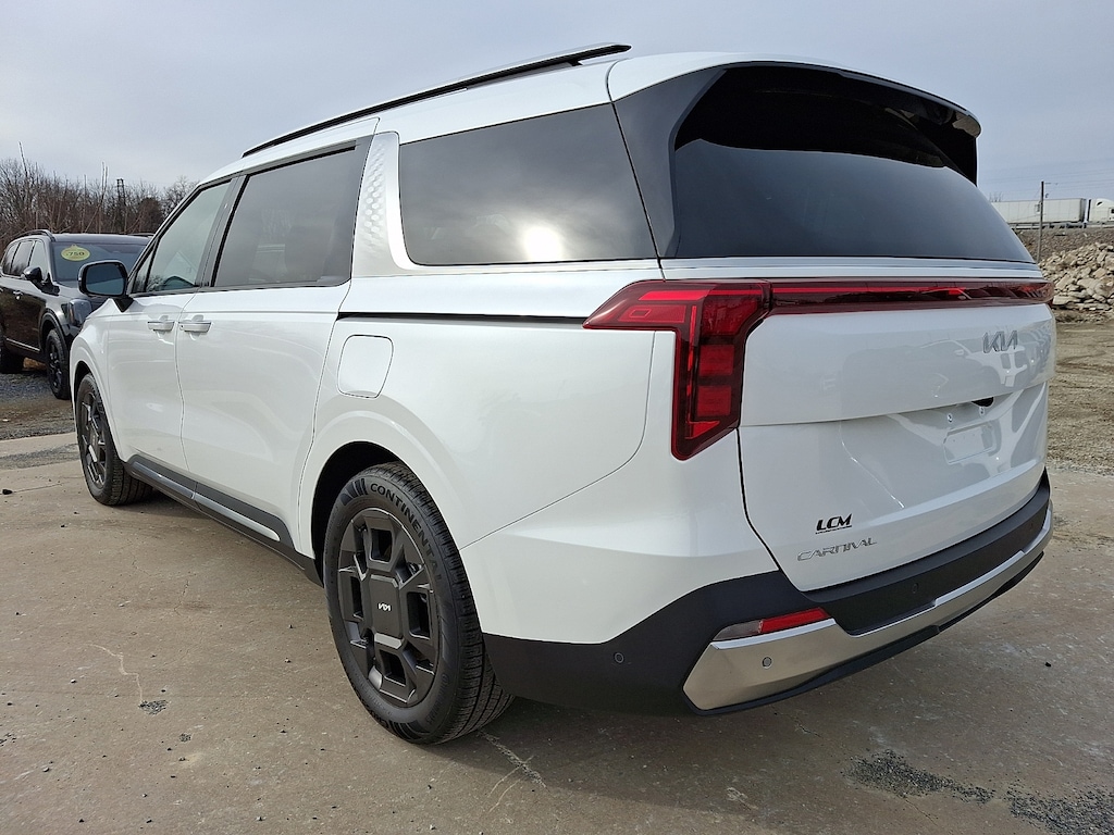 New 2026 Kia Carnival SX Van Passenger Van