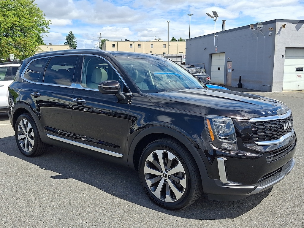 Certified 2022 Kia Telluride S SUV
