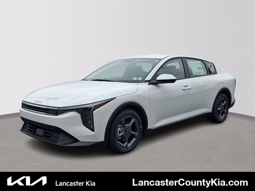 New 2026 Kia K4 LXS Sedan