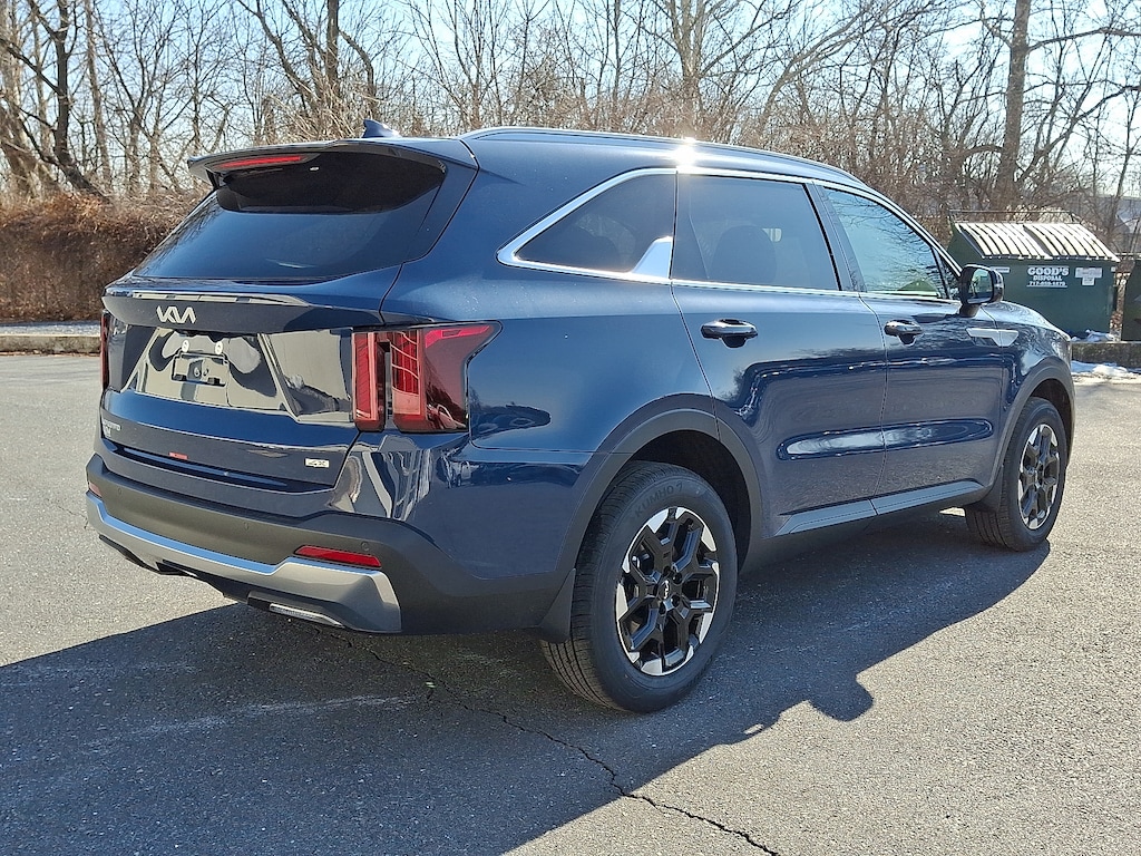New 2026 Kia Sorento S SUV
