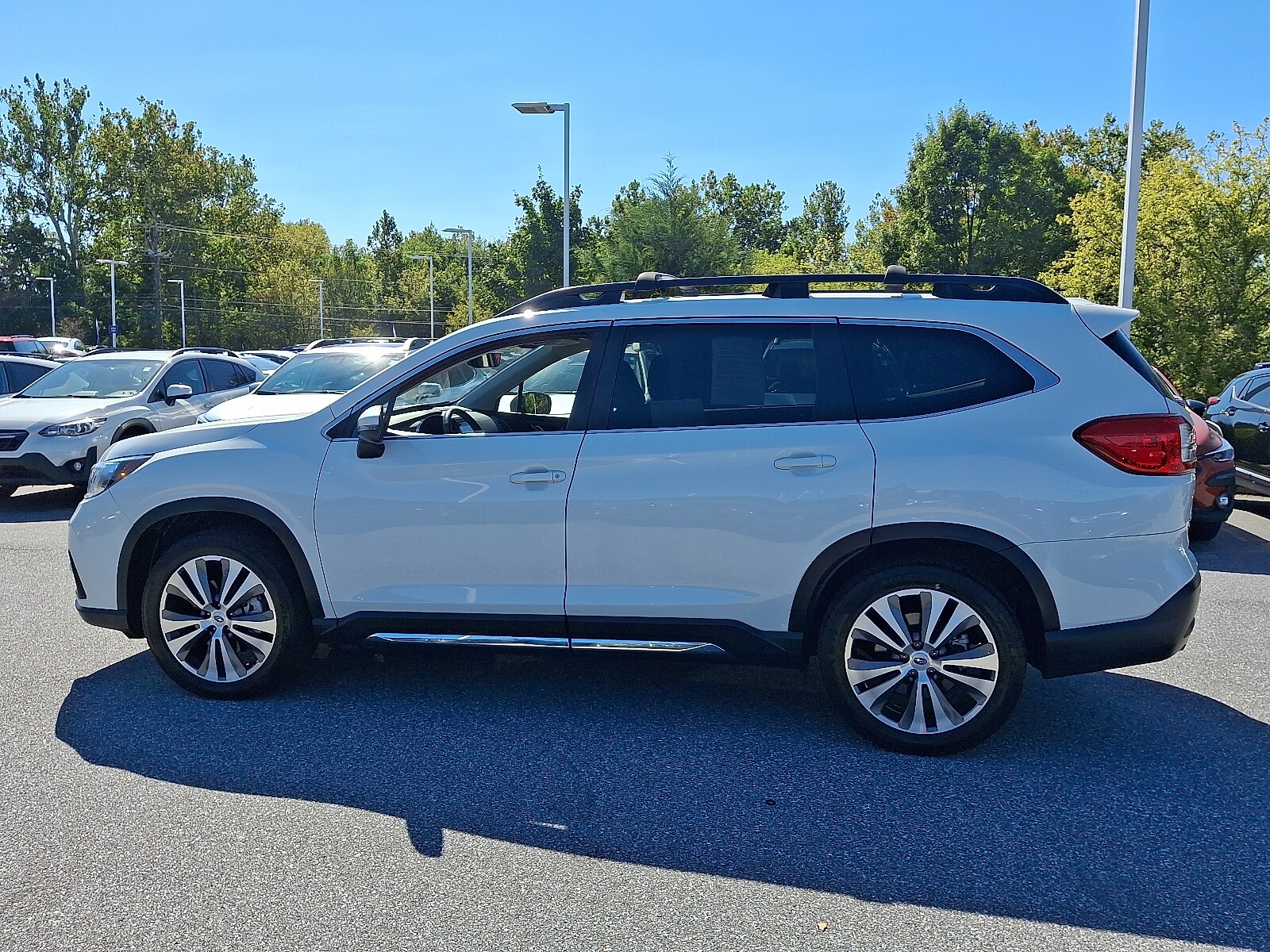 2022 Subaru Ascent Limited photo 4