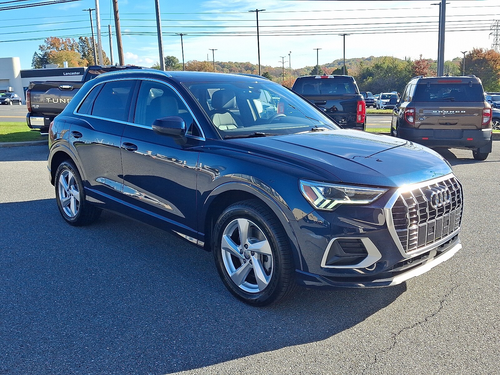 2020 Audi Q3 Premium Plus 45 TFSI photo 3