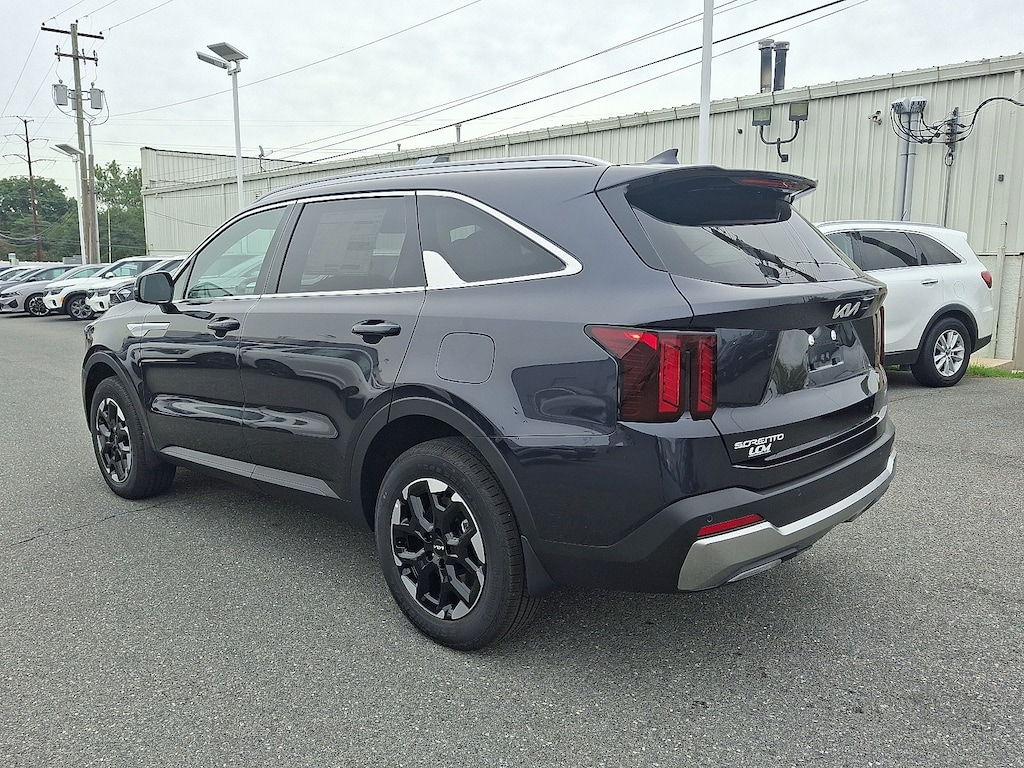 New 2026 Kia Sorento S SUV