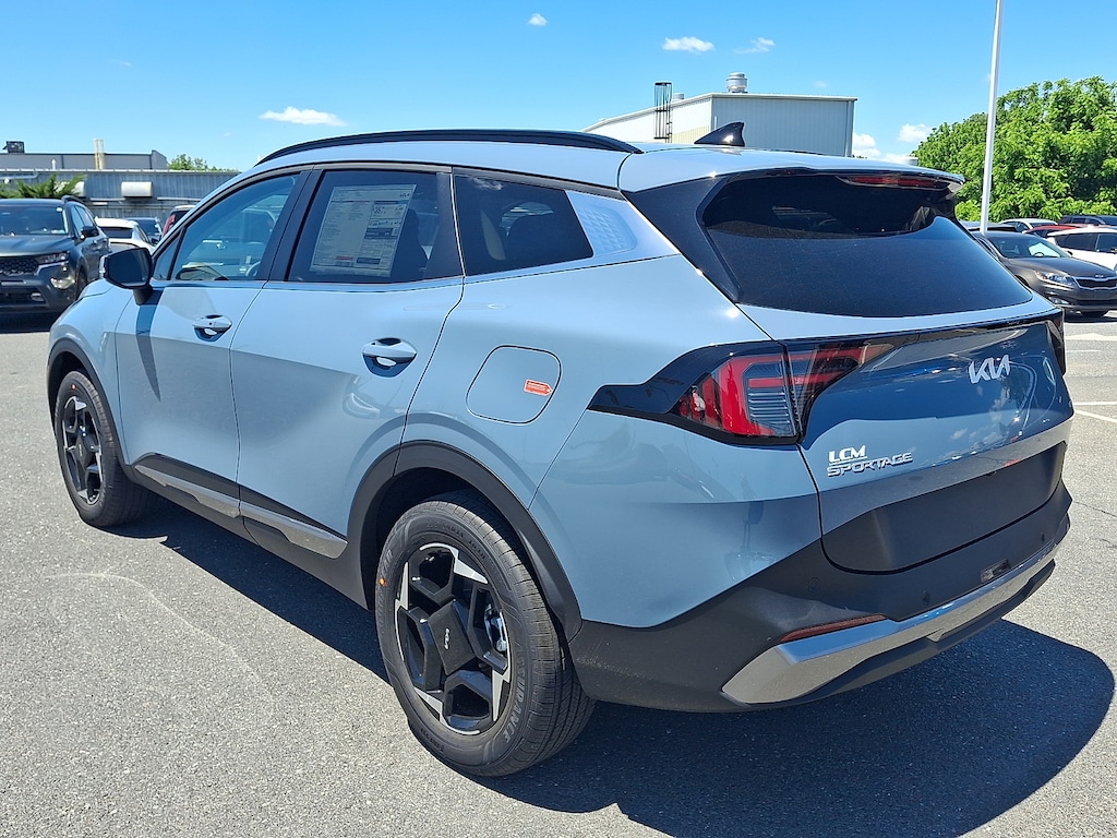New 2026 Kia Sportage Hybrid EX SUV