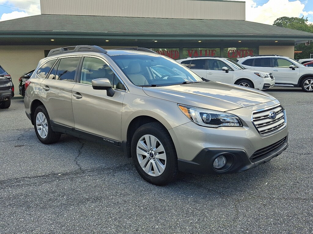 Used 2015 Subaru Outback 2.5i Premium w/ Moonroof/Power Rear Gate SUV