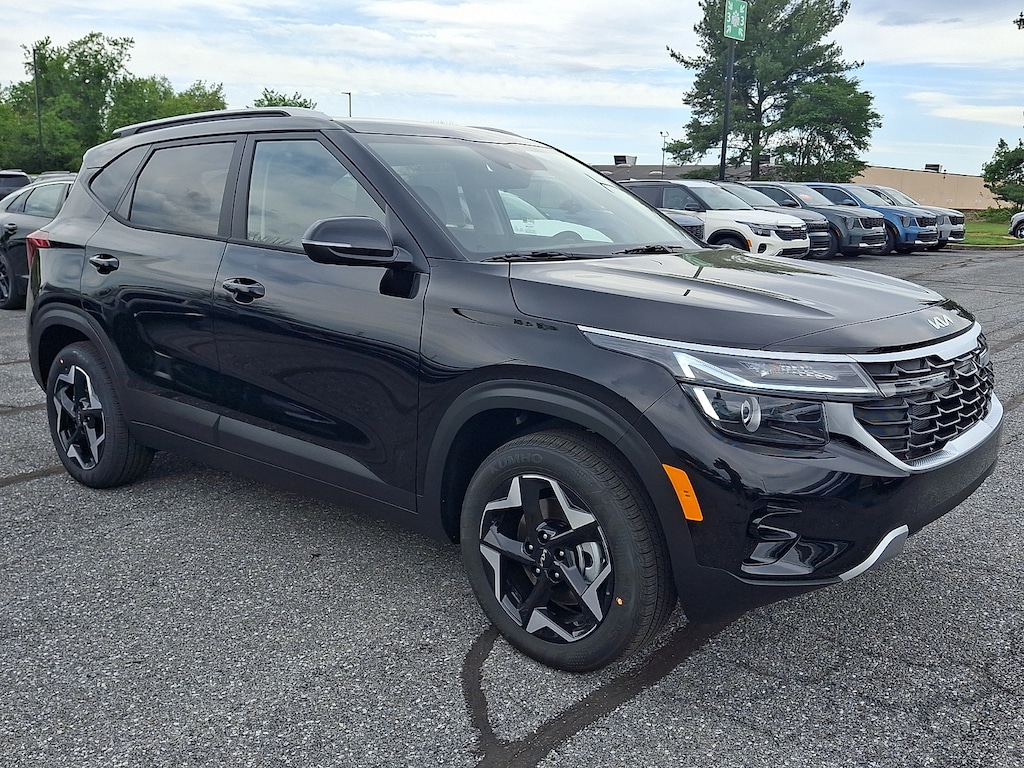New 2026 Kia Seltos S SUV