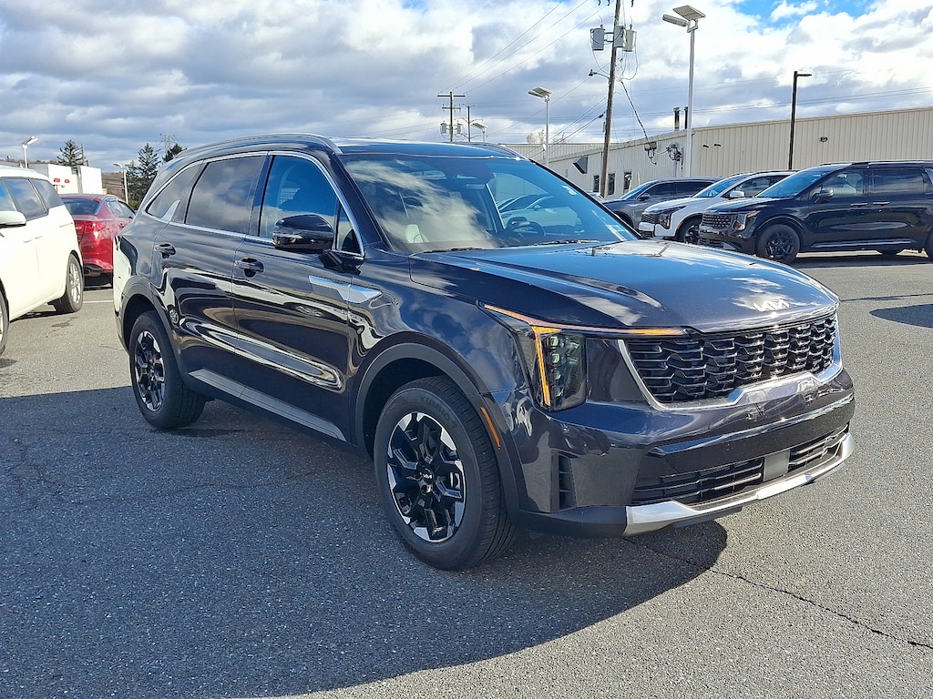 New 2026 Kia Sorento S SUV