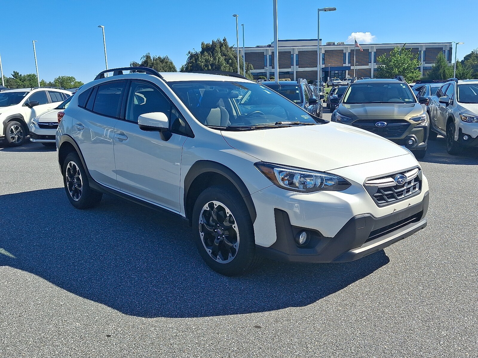 2023 Subaru Crosstrek Premium photo 3