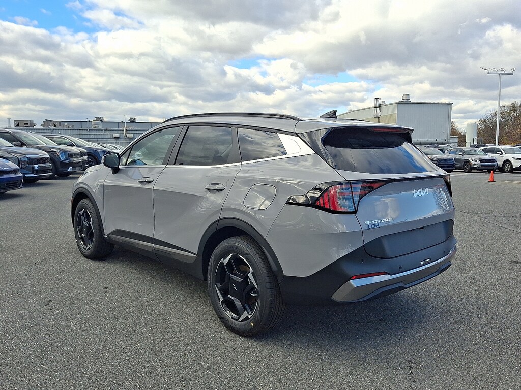 New 2026 Kia Sportage Hybrid EX SUV