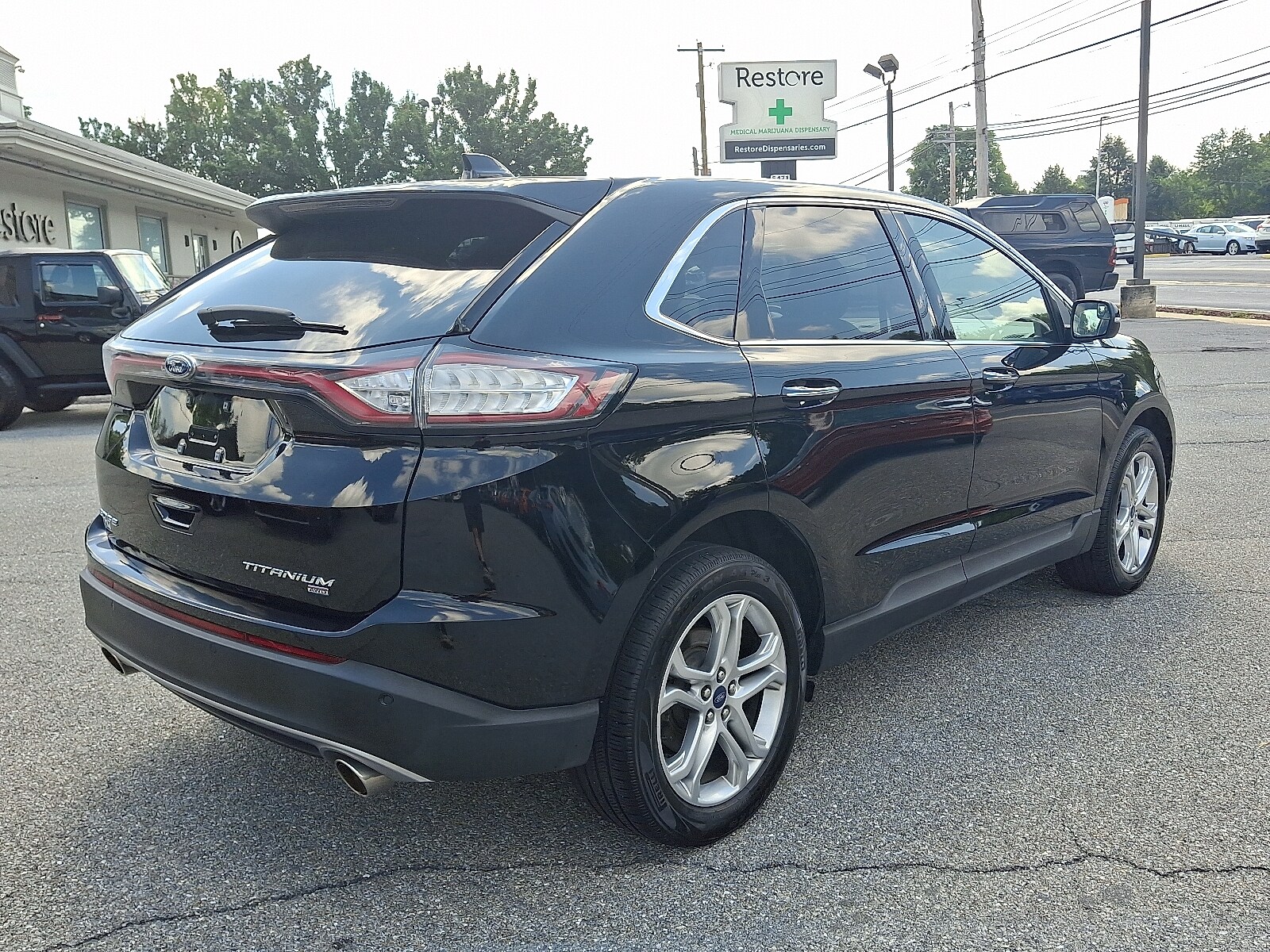2018 Ford Edge Titanium photo 4