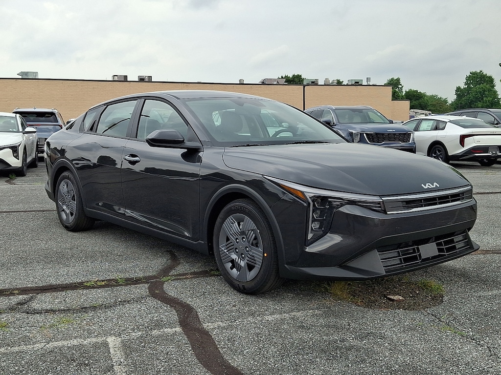 New 2026 Kia K4 LX Sedan