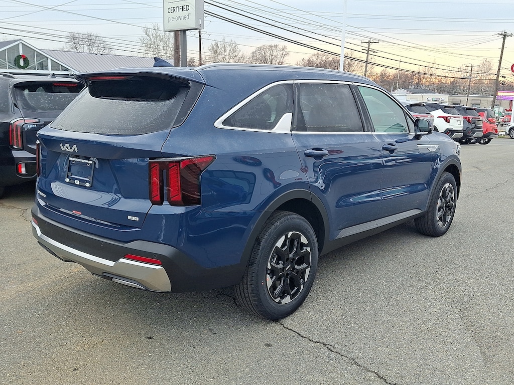 New 2026 Kia Sorento S SUV