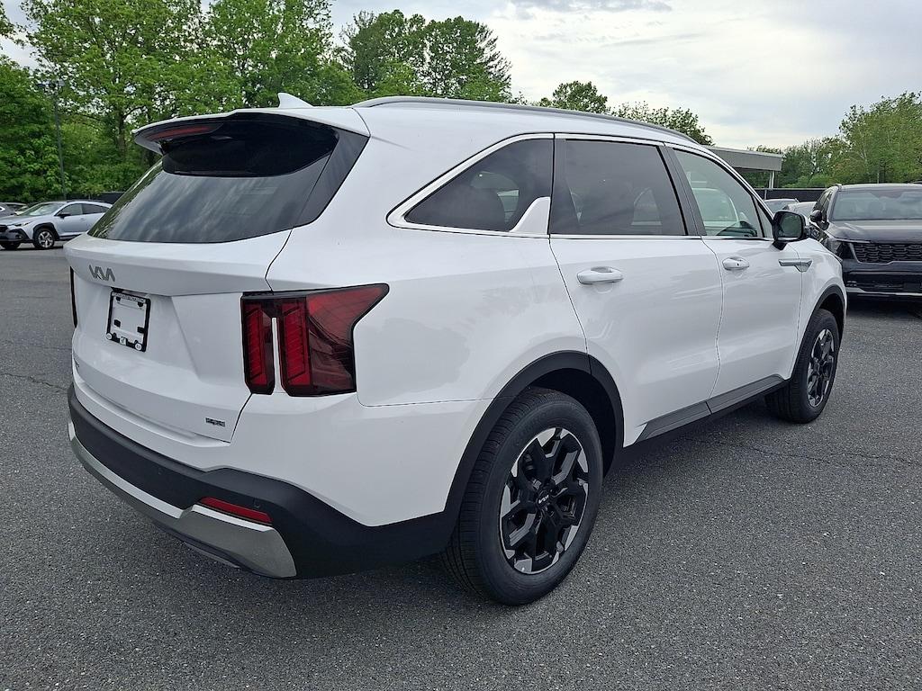 New 2026 Kia Sorento S SUV