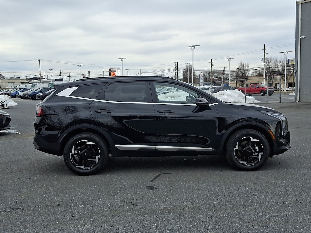 New 2026 Kia Sportage EX SUV