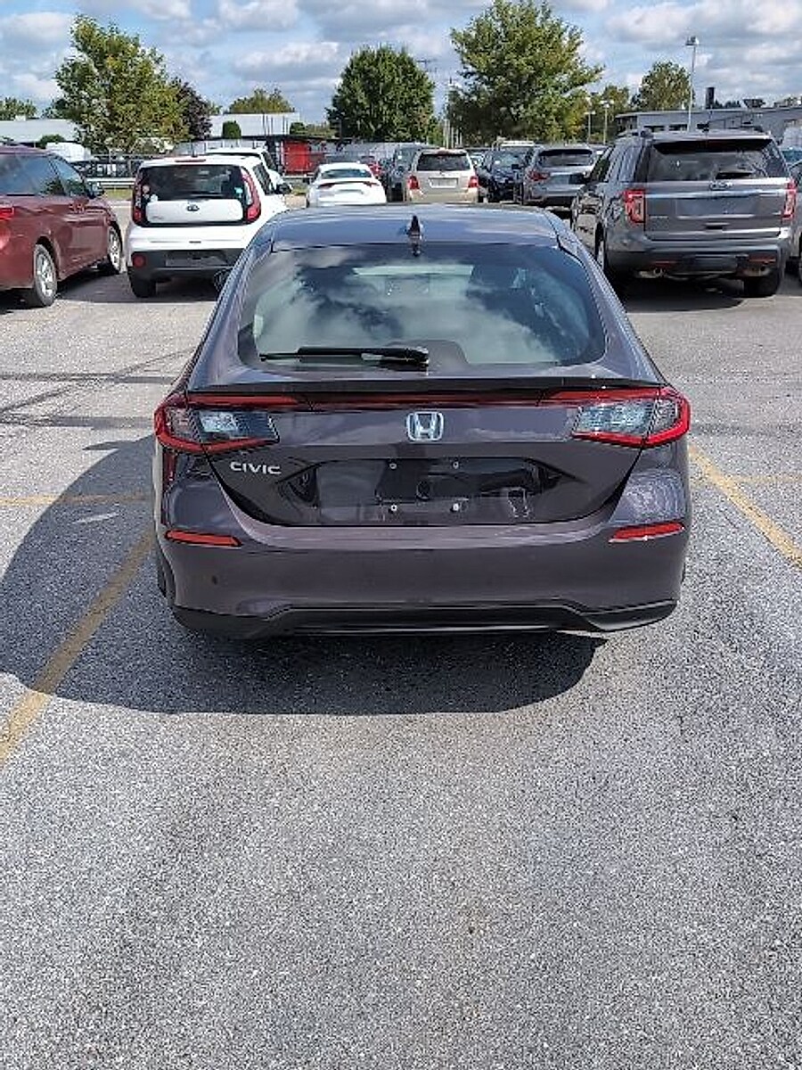 2024 Honda Civic Hatchback EX-L photo 4