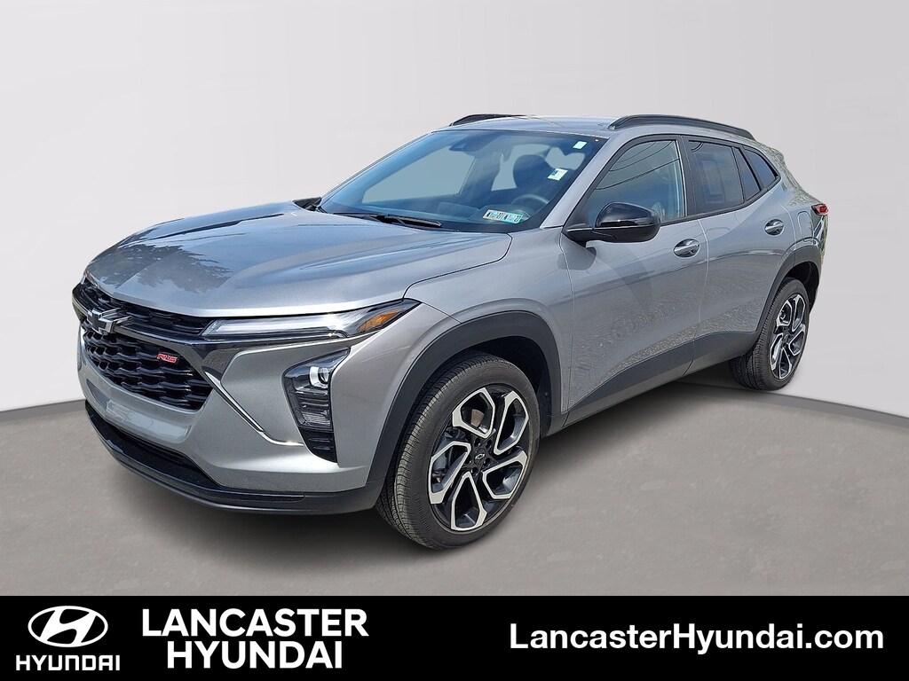 Used 2025 Chevrolet Trax 2RS SUV