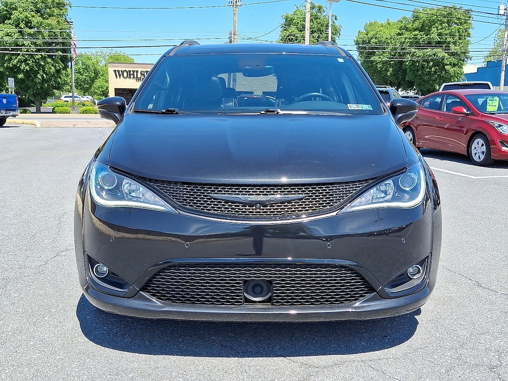 Used 2019 Chrysler Pacifica Limited Van Passenger Van