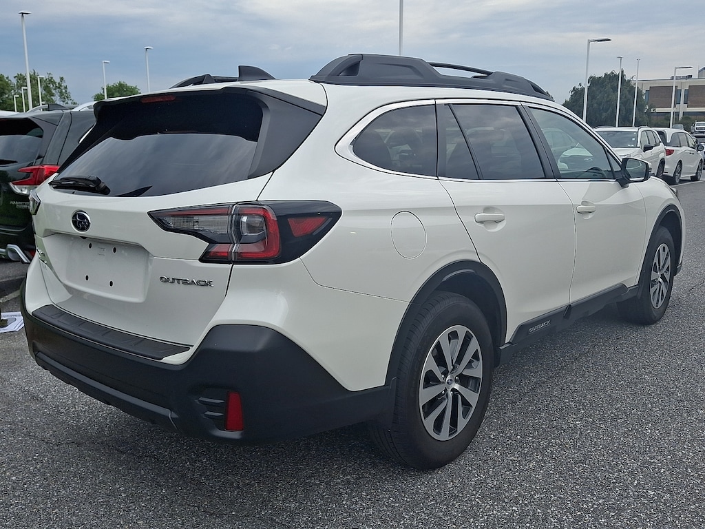 Used 2022 Subaru Outback Premium SUV