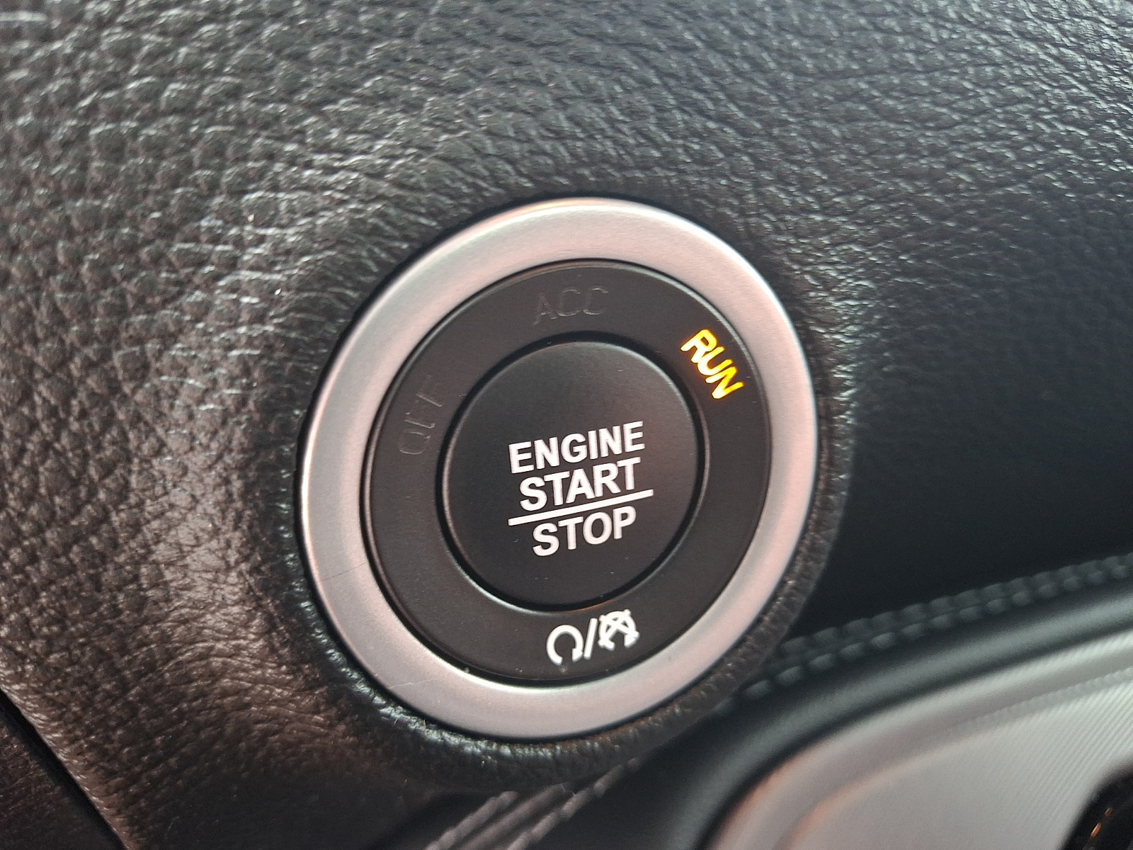 2023 Dodge Challenger R/T - Photo 24