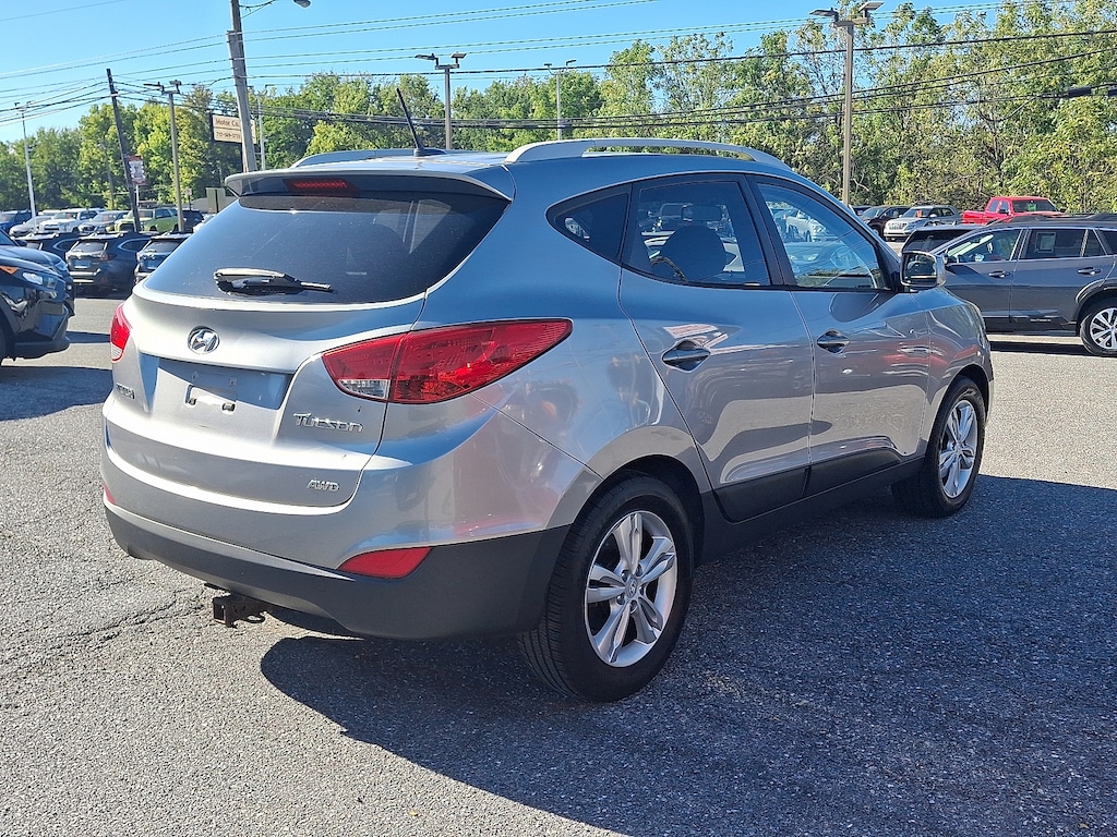 Used 2011 Hyundai Tucson GLS w/PZEV SUV
