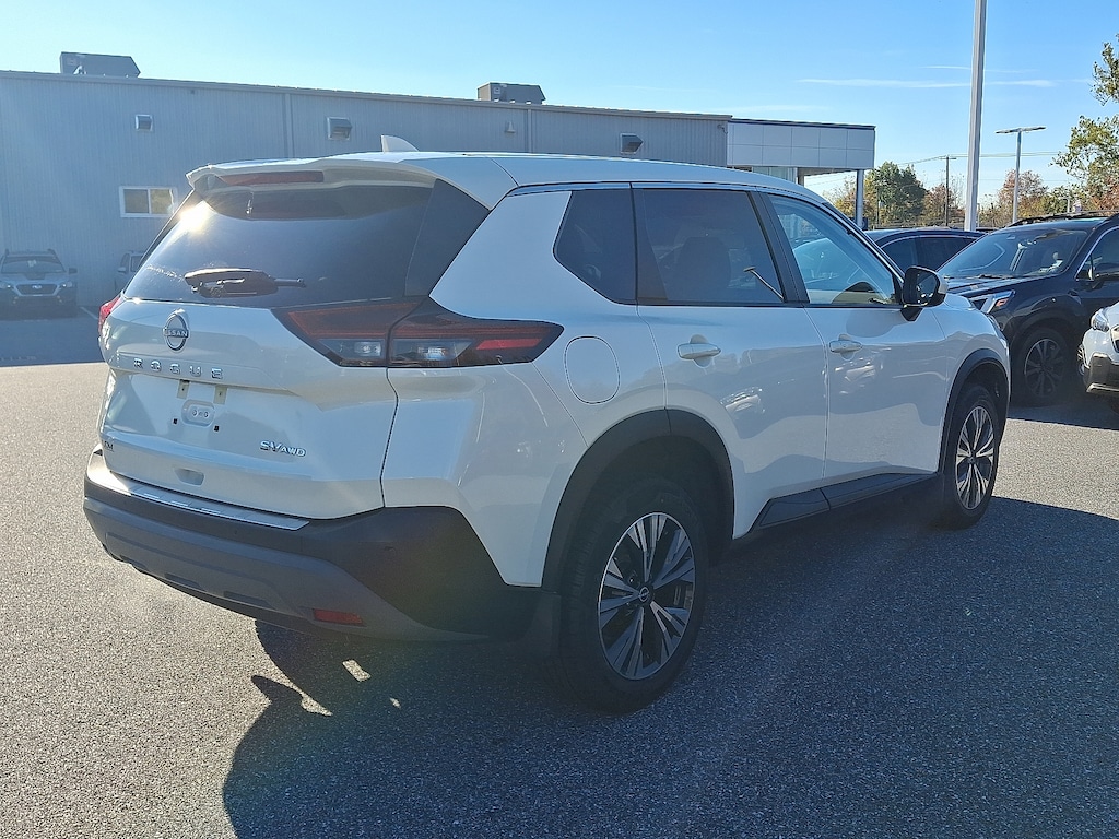 Used 2023 Nissan Rogue SV SUV