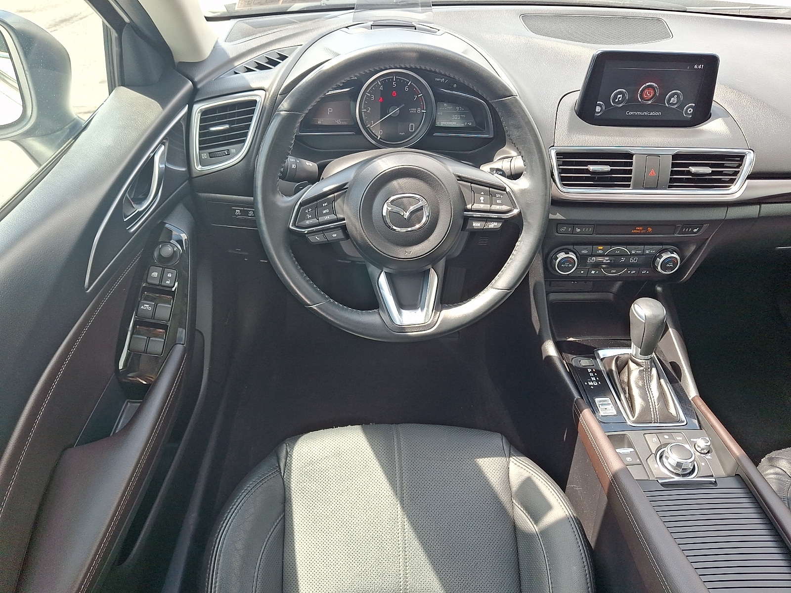 2018 Mazda Mazda3 Grand Touring - Photo 14
