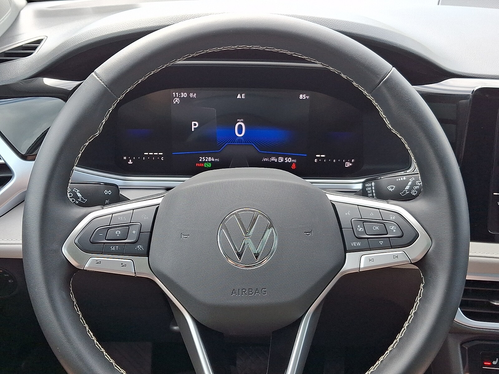 2025 Volkswagen Taos SE - Photo 19