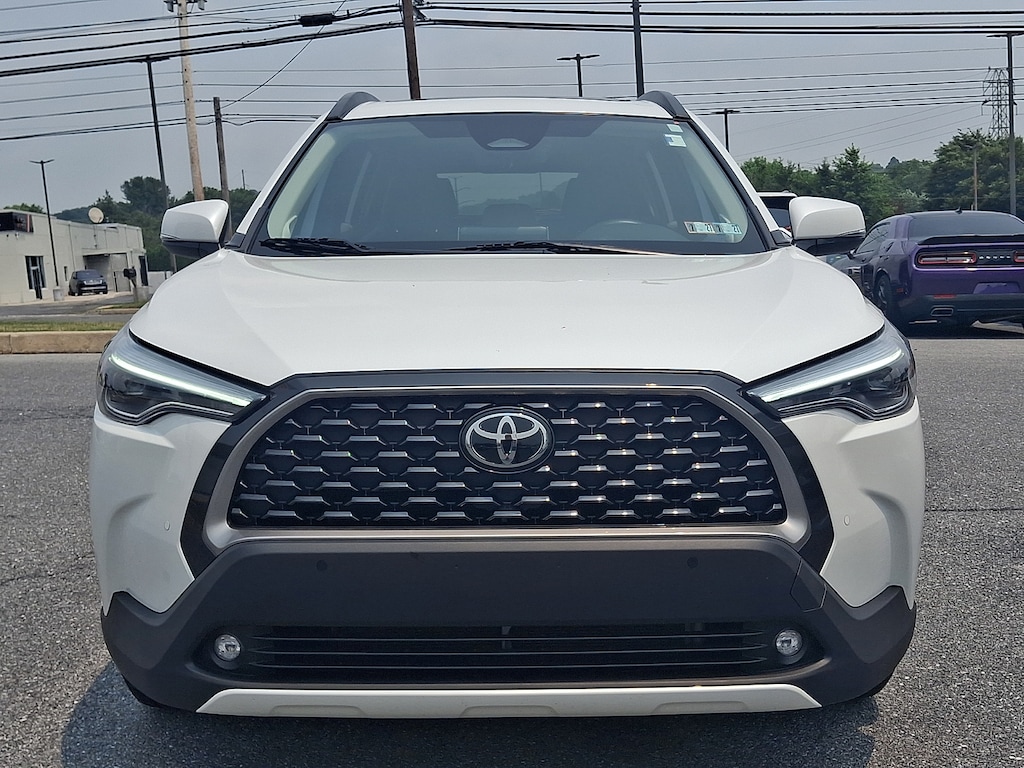 Used 2024 Toyota Corolla Cross XLE SUV