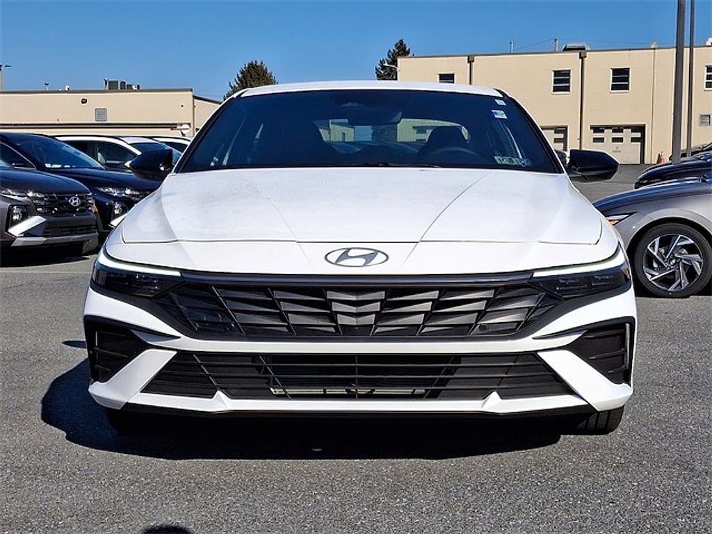 Certified 2025 Hyundai Elantra Hybrid SEL Sport Sedan