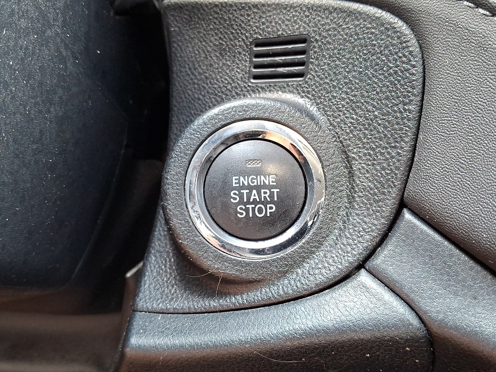 2020 Subaru Outback Limited - Photo 27