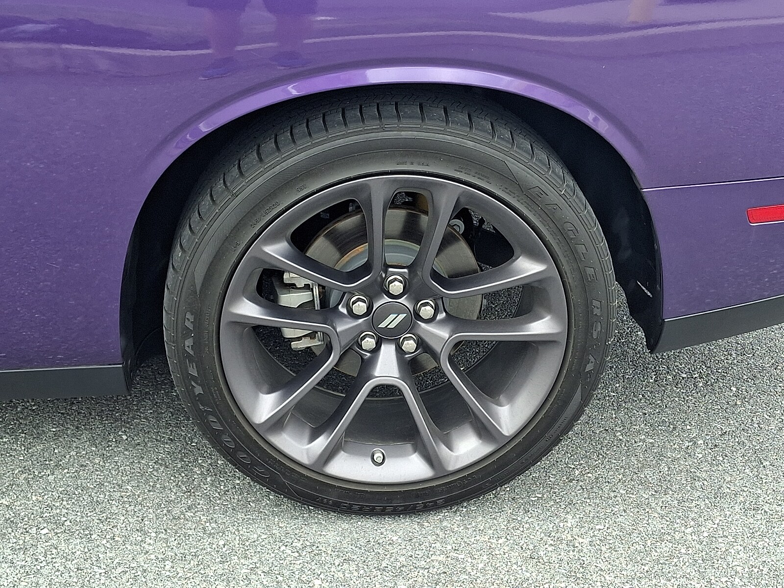 2023 Dodge Challenger R/T - Photo 9