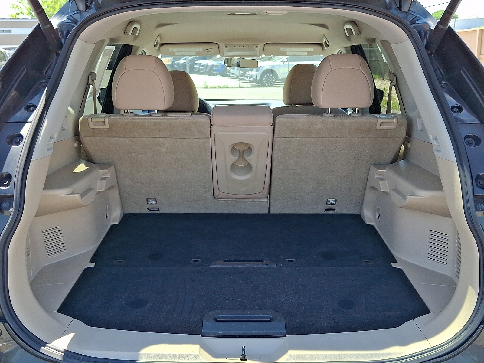 2017 Nissan Rogue SV - Photo 29