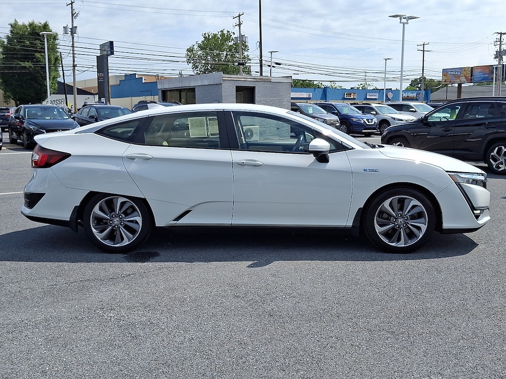 Used 2018 Honda Clarity Plug-In Hybrid Touring Sedan