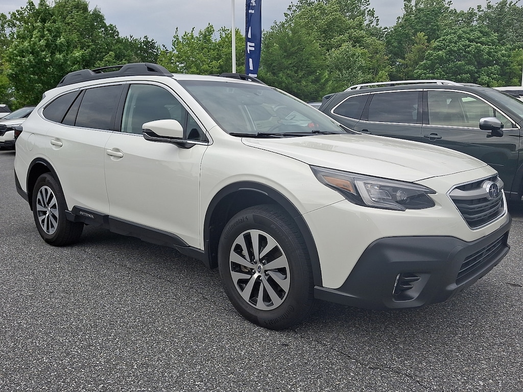 Used 2022 Subaru Outback Premium SUV