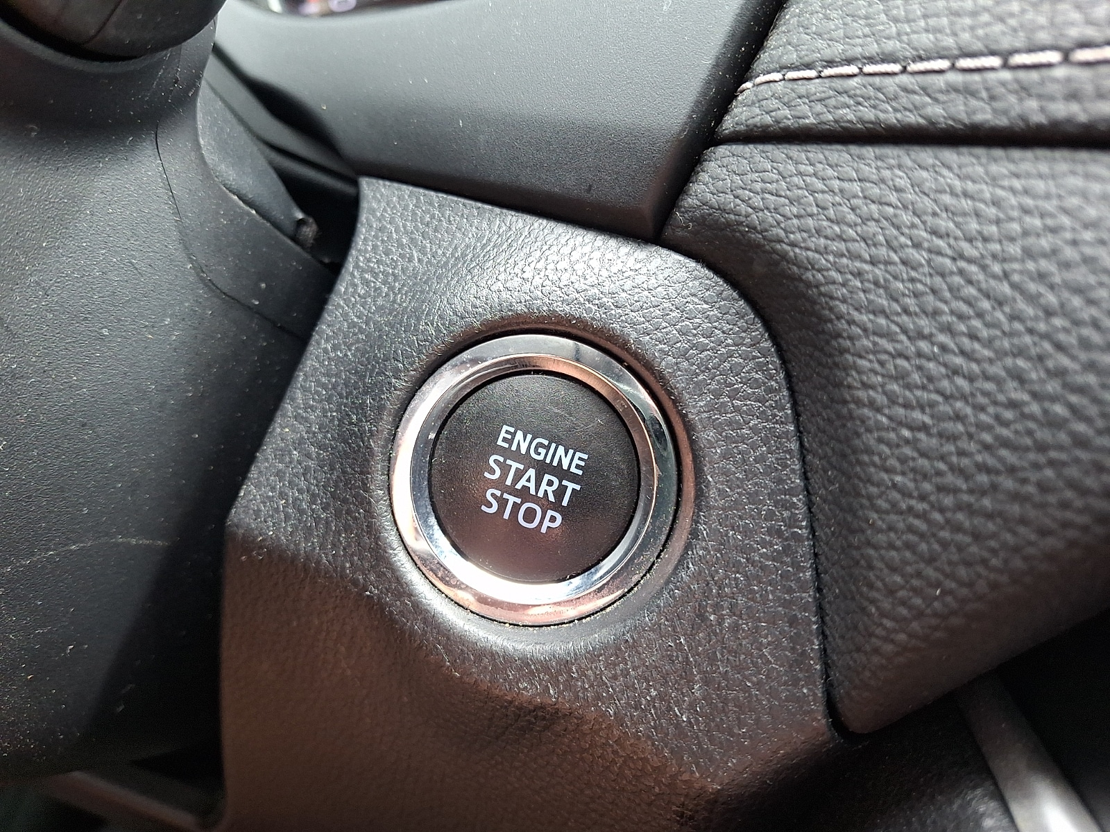 2021 Toyota RAV4 XLE - Photo 22