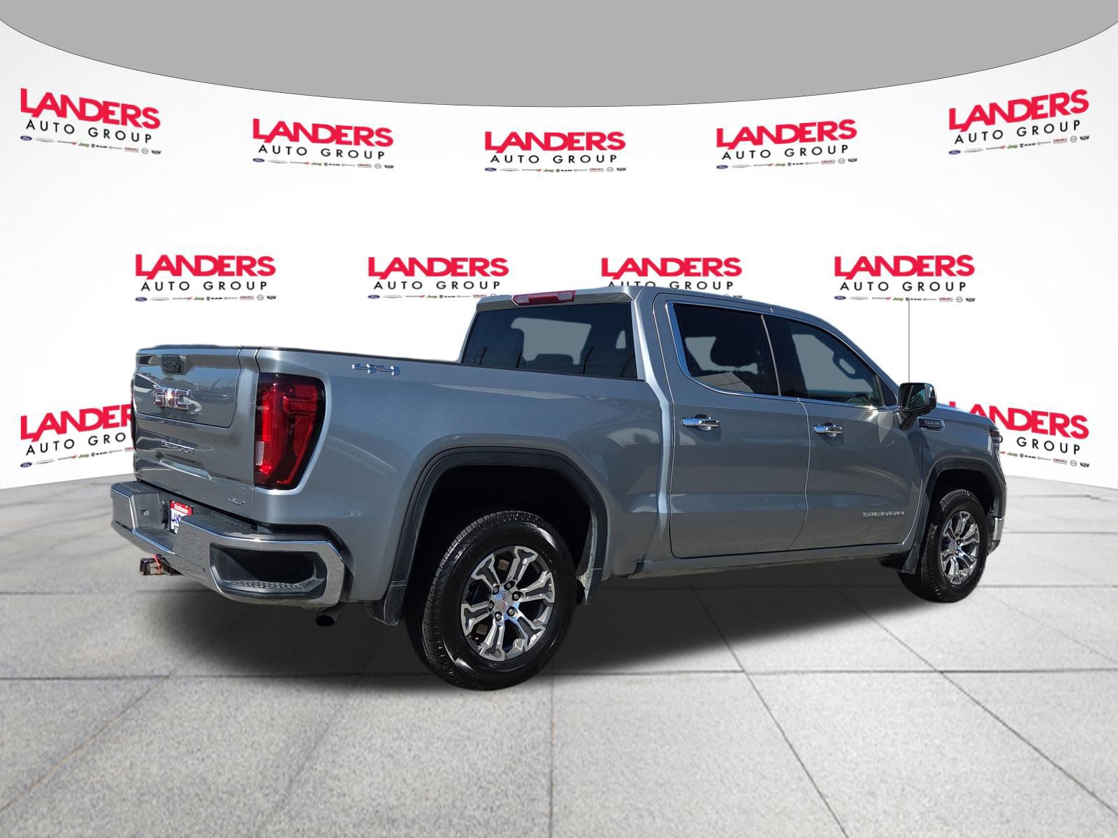 Used 2025 GMC Sierra 1500 SLT 4WD Crew Cab 147 SLT