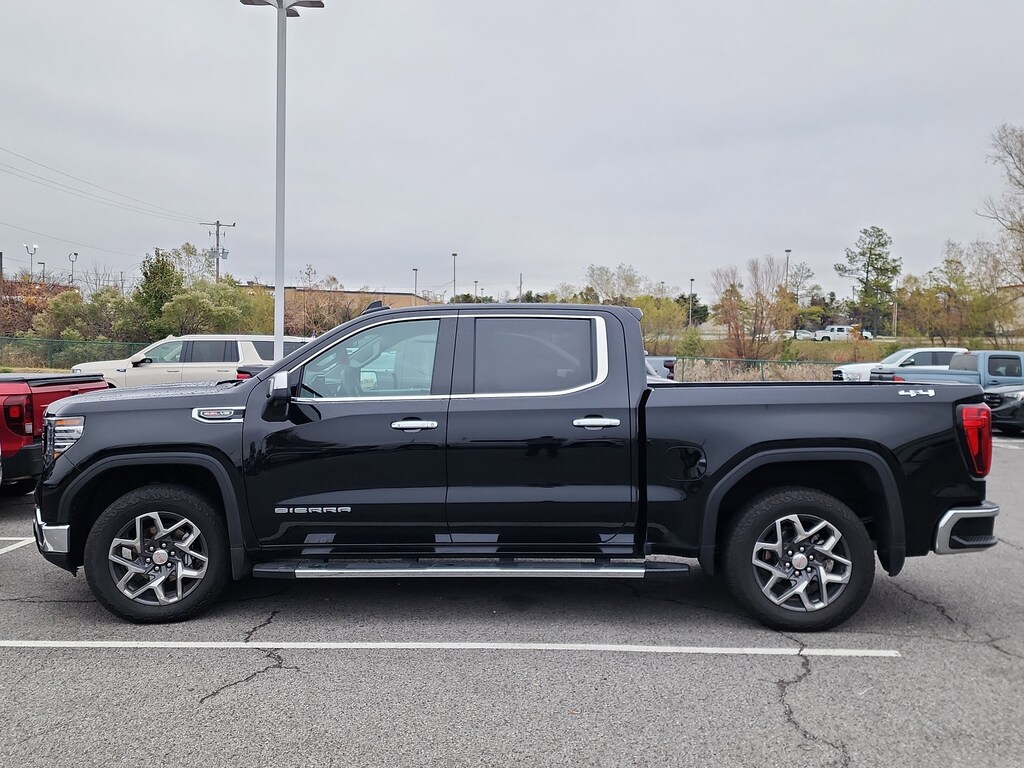 Used 2024 GMC Sierra 1500 SLT 4WD Crew Cab 147 SLT