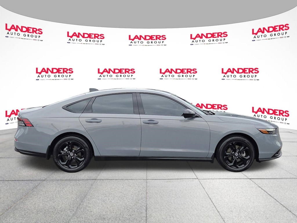 Used 2025 Honda Accord Sedan SE SE CVT