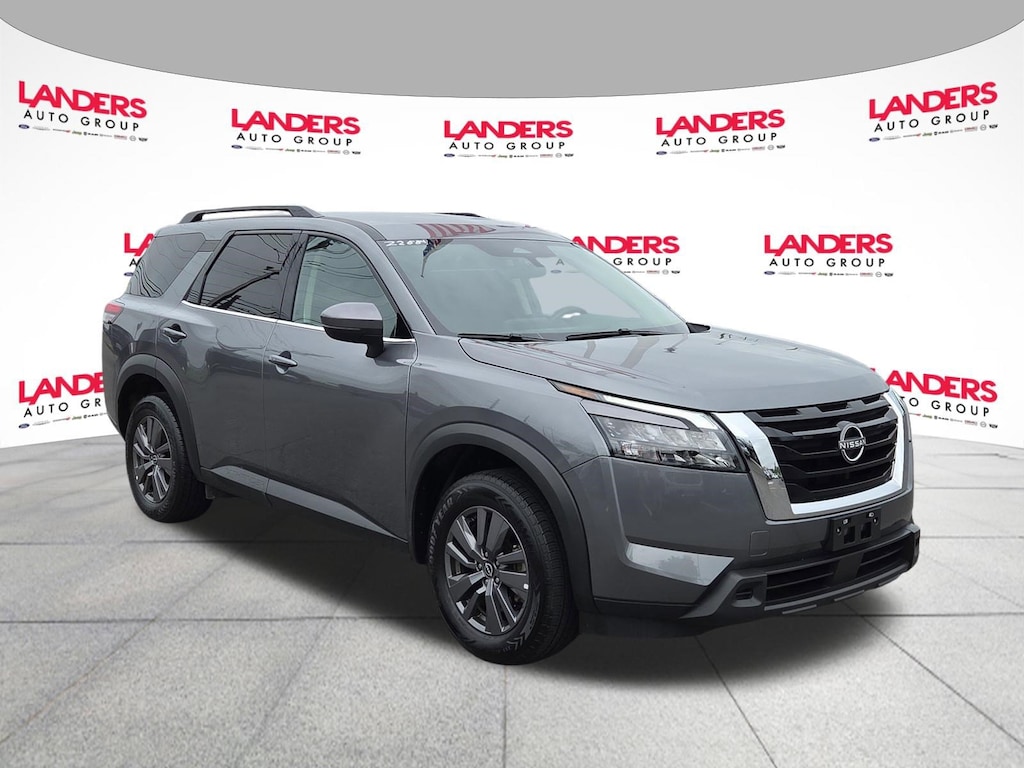 Used 2025 Nissan Pathfinder SV SV 2WD