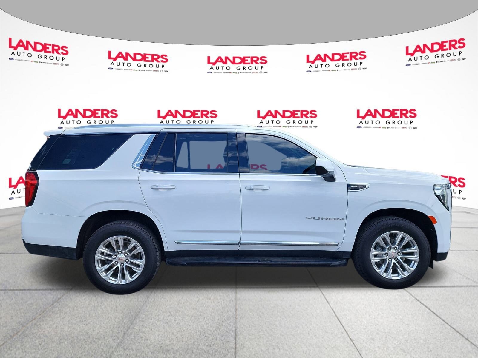 2022 Gmc Yukon SLT photo 2