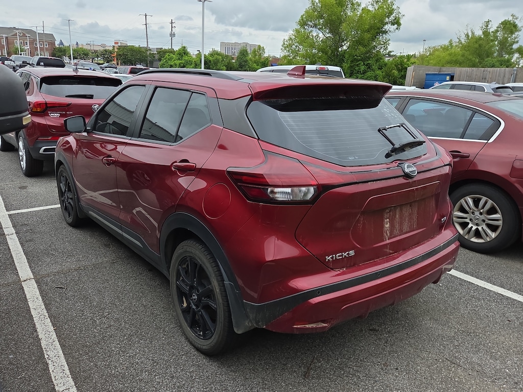 Used 2023 Nissan Kicks SR SR FWD
